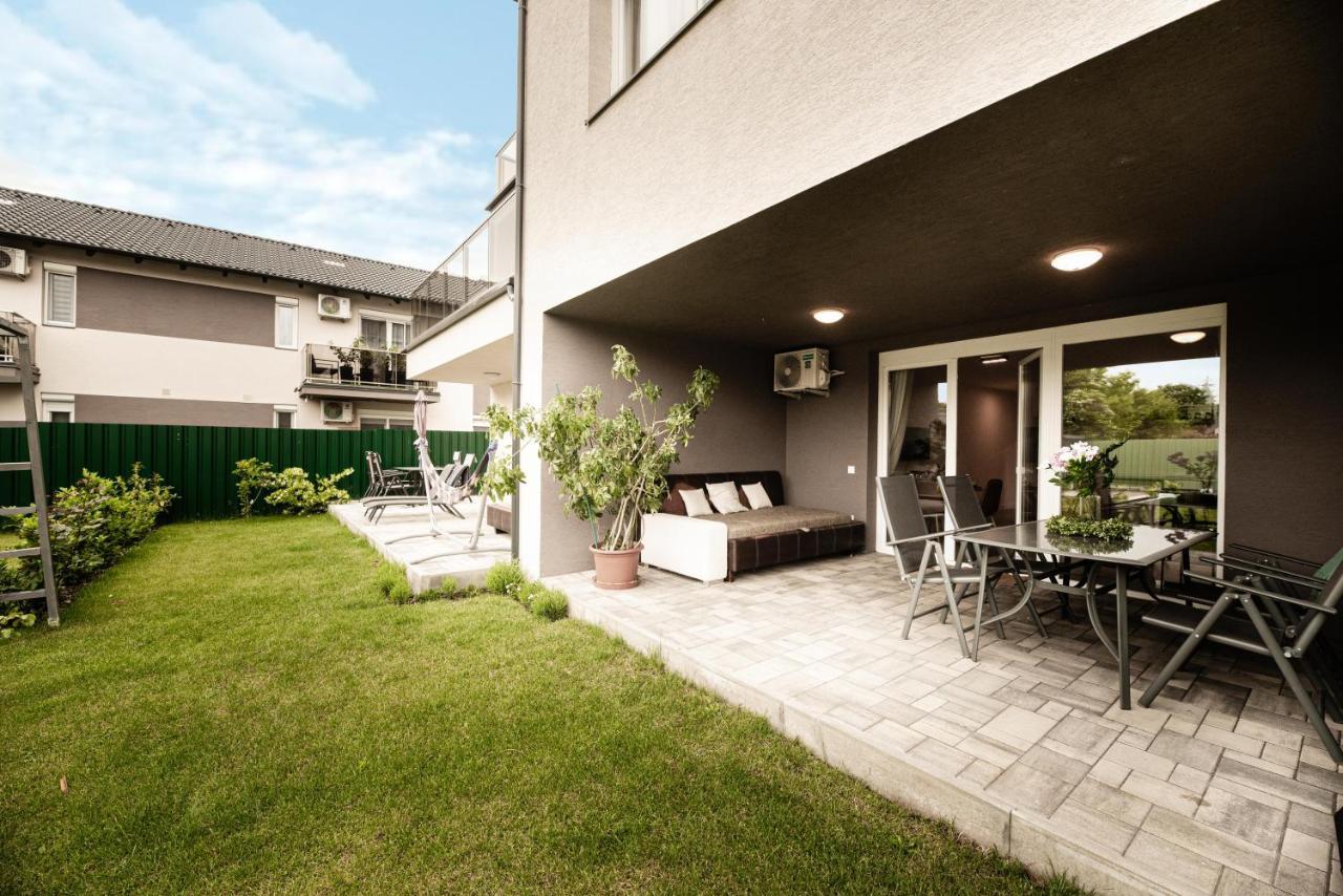 Apartamento OAK Residents Siófok Exterior foto